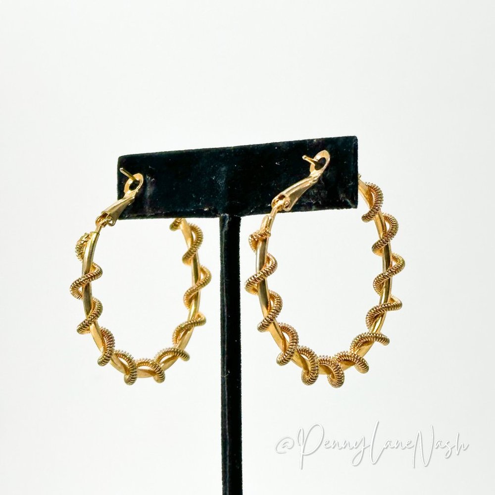 Vintage Gold Medium Hoop with Twisted Spring Earrings - Picture 7 of 8